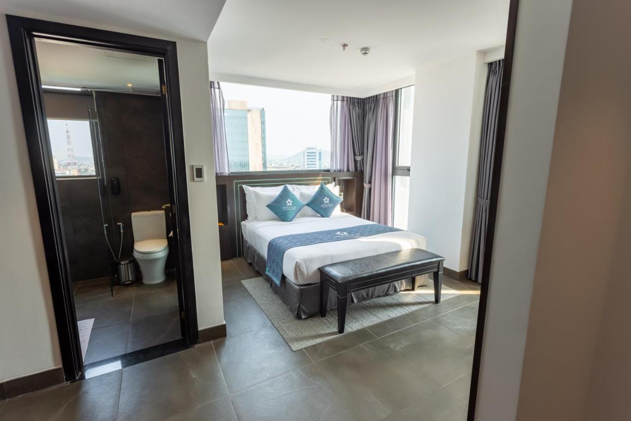 White Lotus Hue Hotel Bagian luar foto
