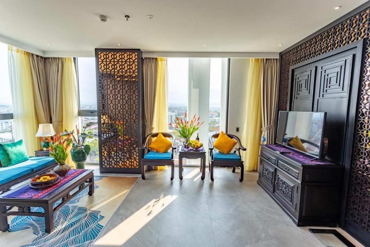 White Lotus Hue Hotel Bagian luar foto