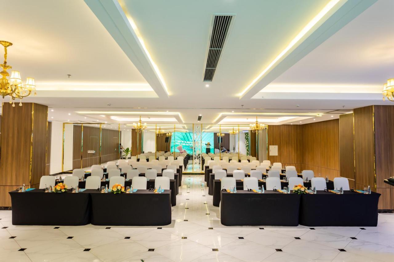 White Lotus Hue Hotel Bagian luar foto