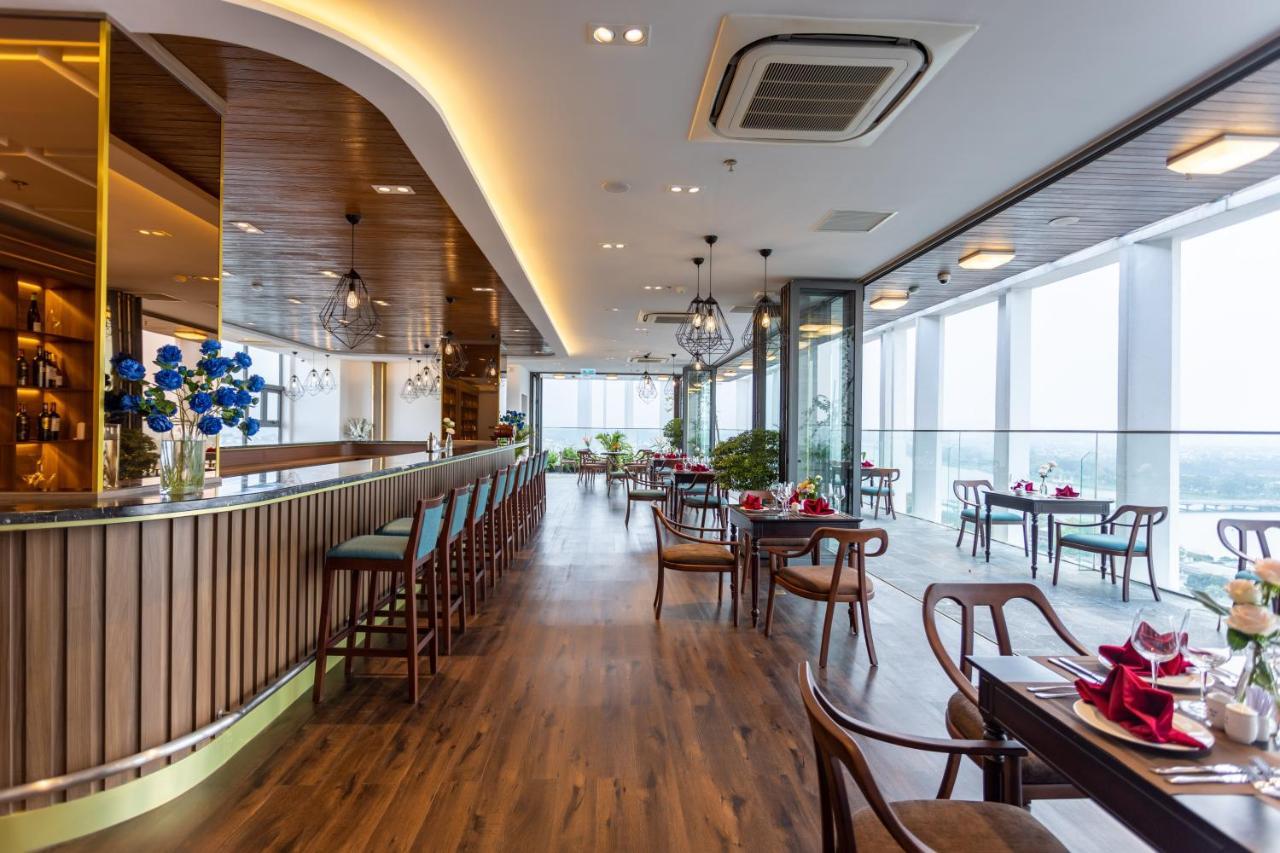 White Lotus Hue Hotel Bagian luar foto